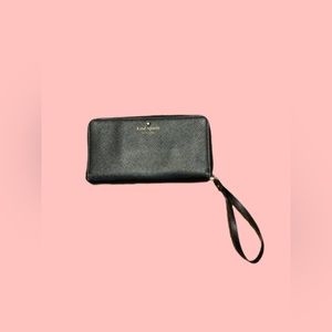 Kate Spade wristlet.